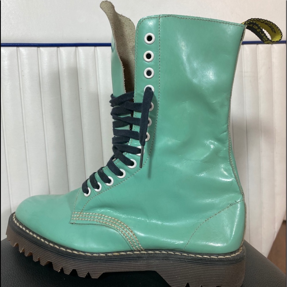 Dr. Martens